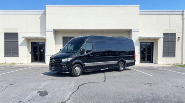 sioux falls 15 passenger sprinter van