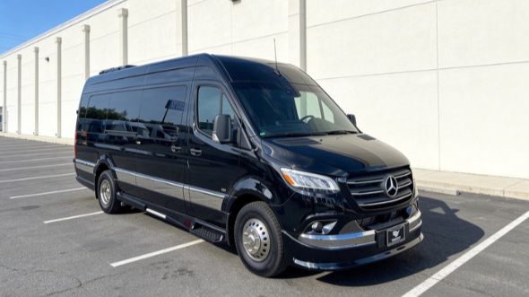 sioux falls corporate sprinter van service
