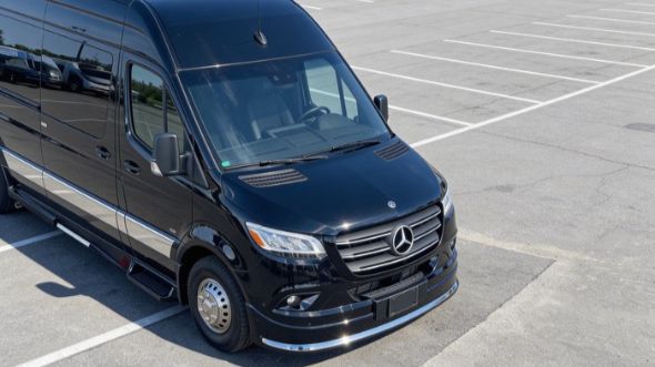 sioux falls sporting event sprinter van rental