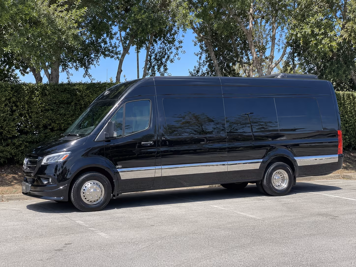 find the perfect transportation for your next corporate event 2