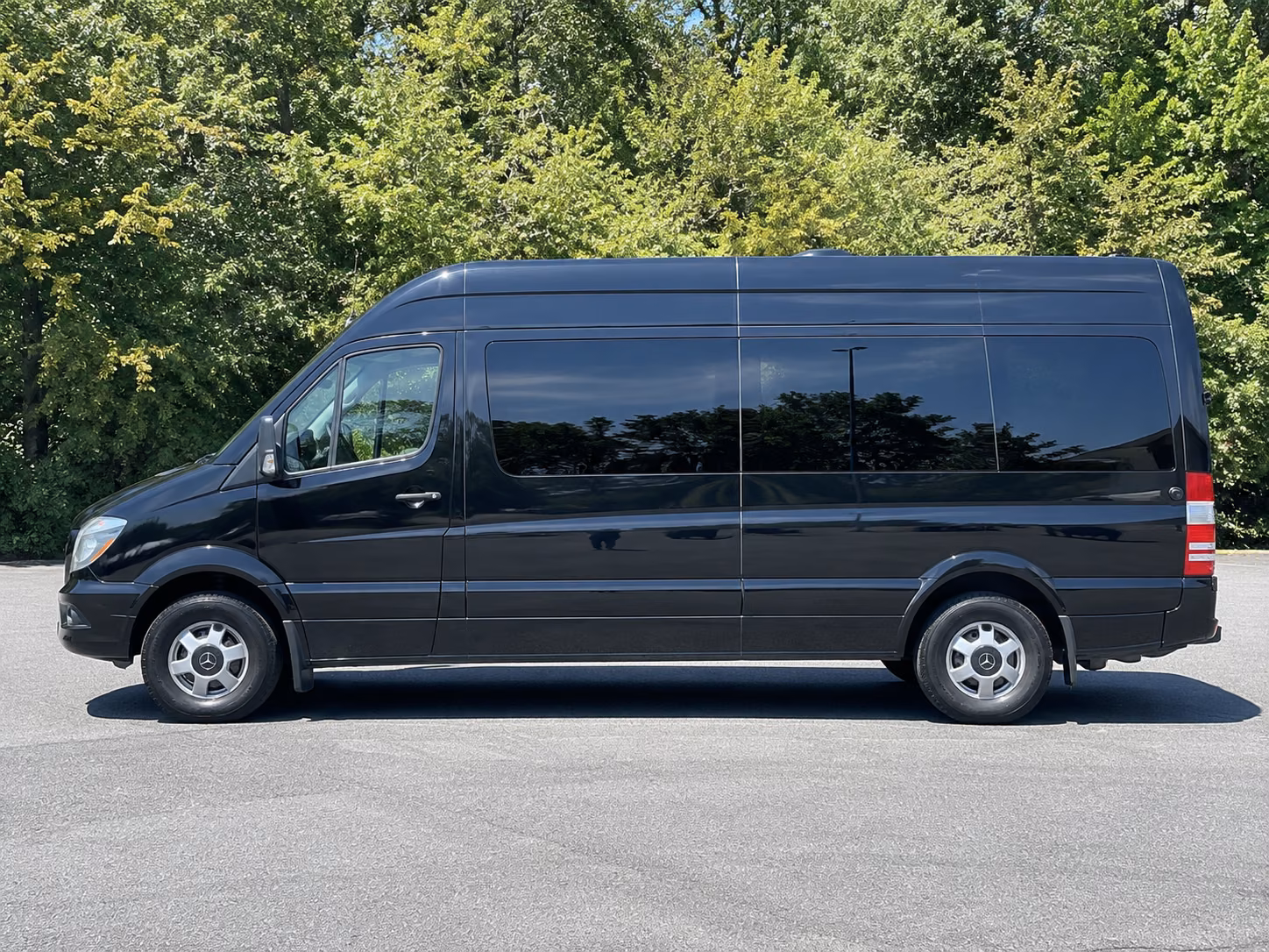 find the perfect transportation for your next corporate event 5