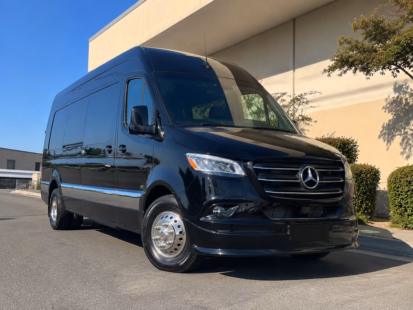 find the perfect transportation for your next wedding 5