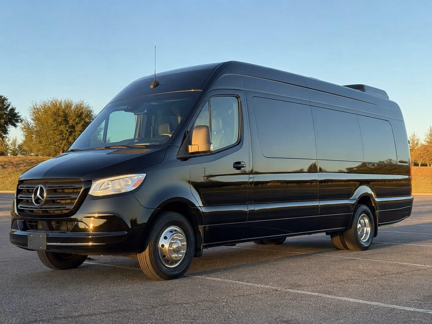 sioux falls 12 passenger sprinter van