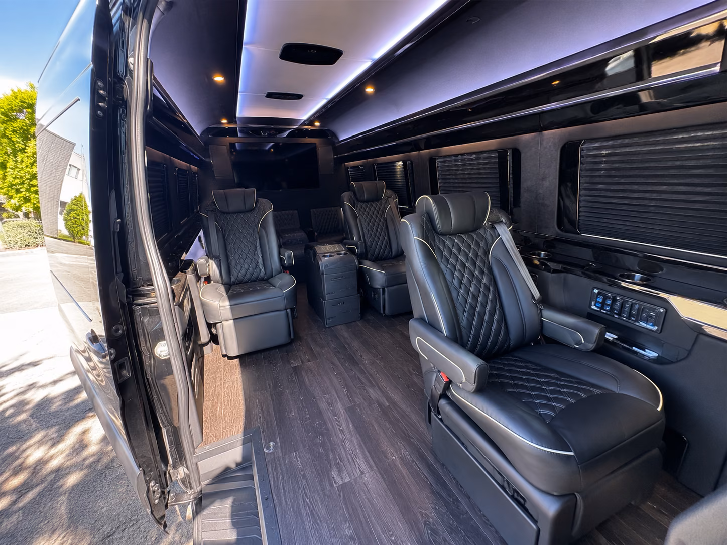sioux falls 20 passenger sprinter van interior