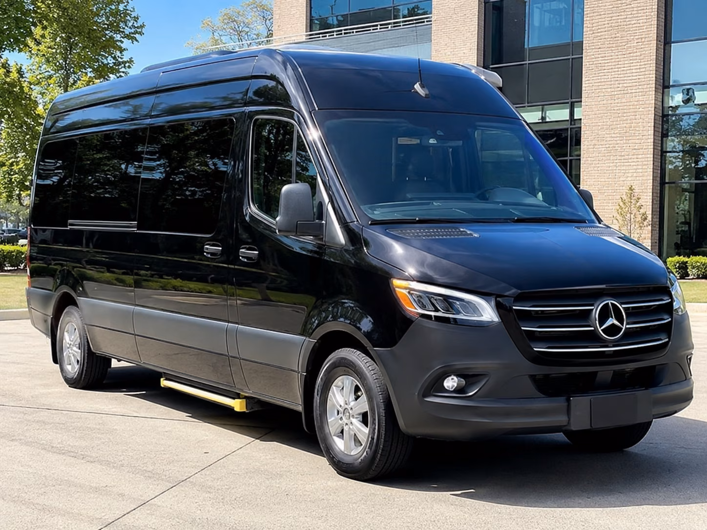 sioux falls employee shuttle van service