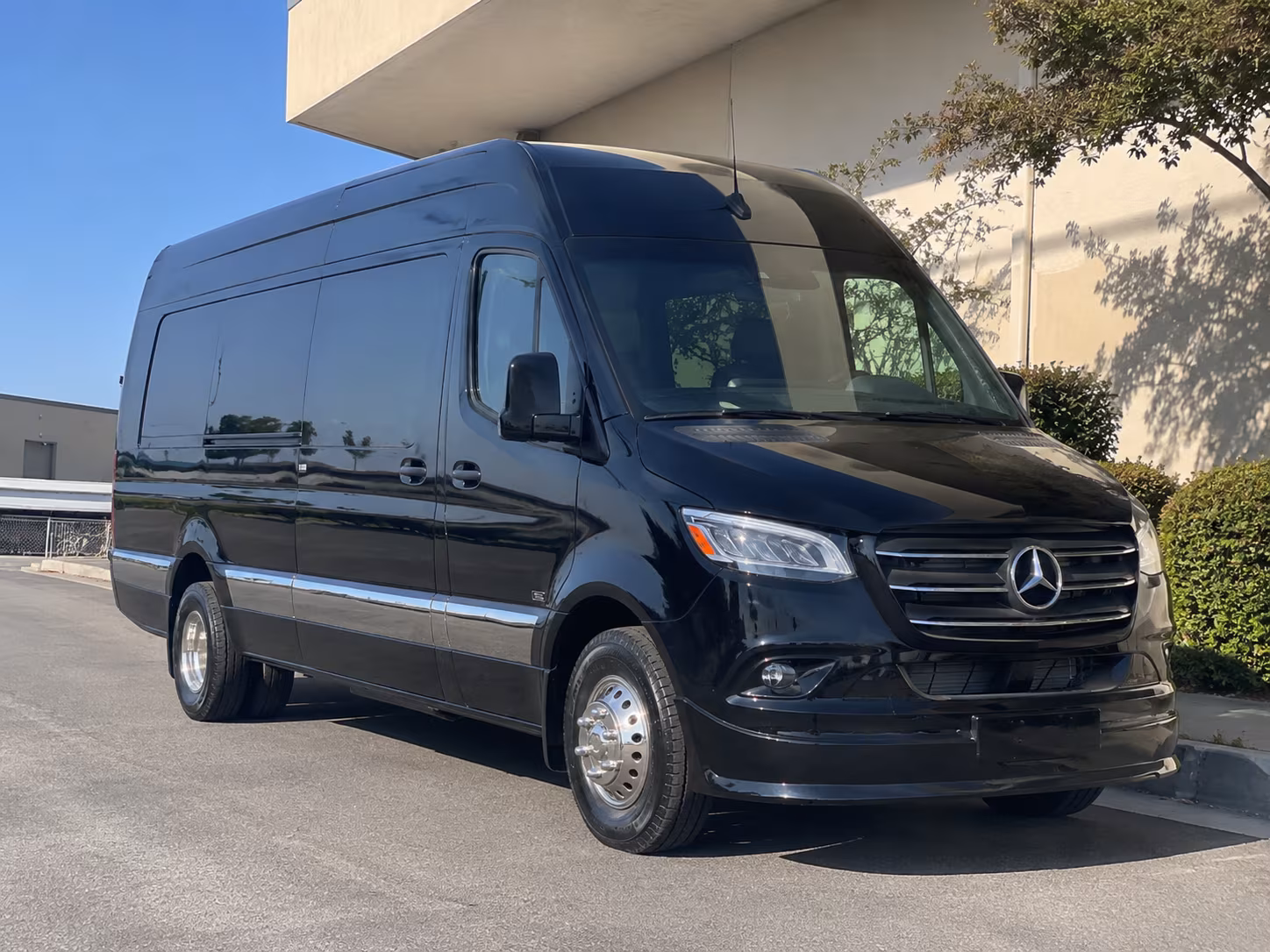 sioux falls sporting event sprinter van rental